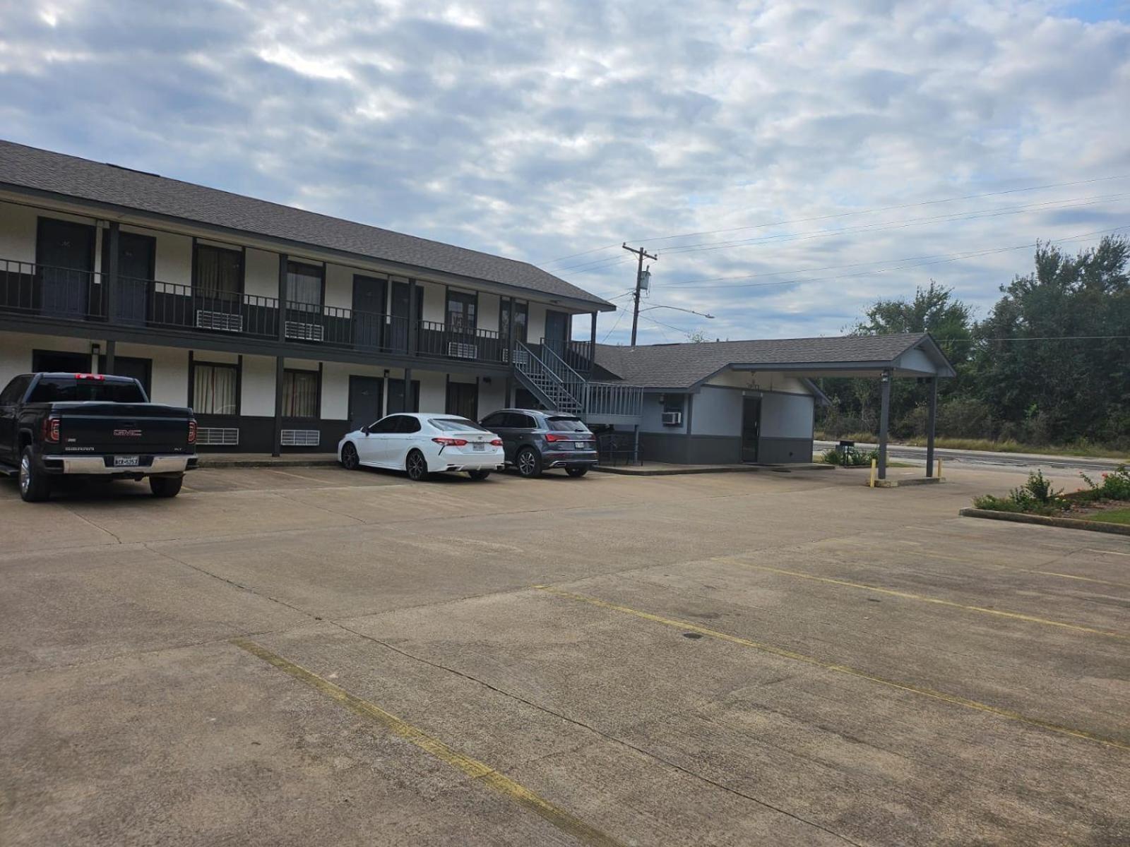 Regency Inn Jewett Exterior foto